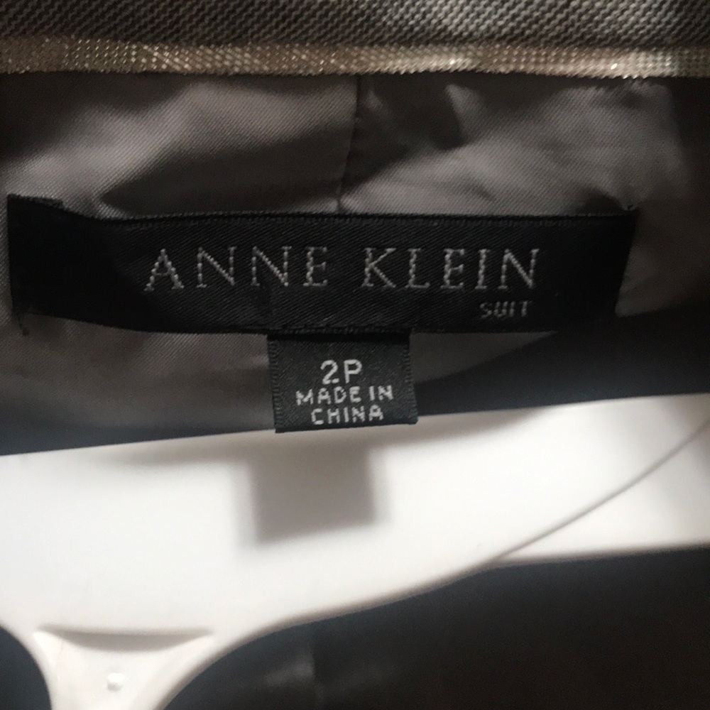 Anne Klein pants suit size 2P - Picture 5 of 6